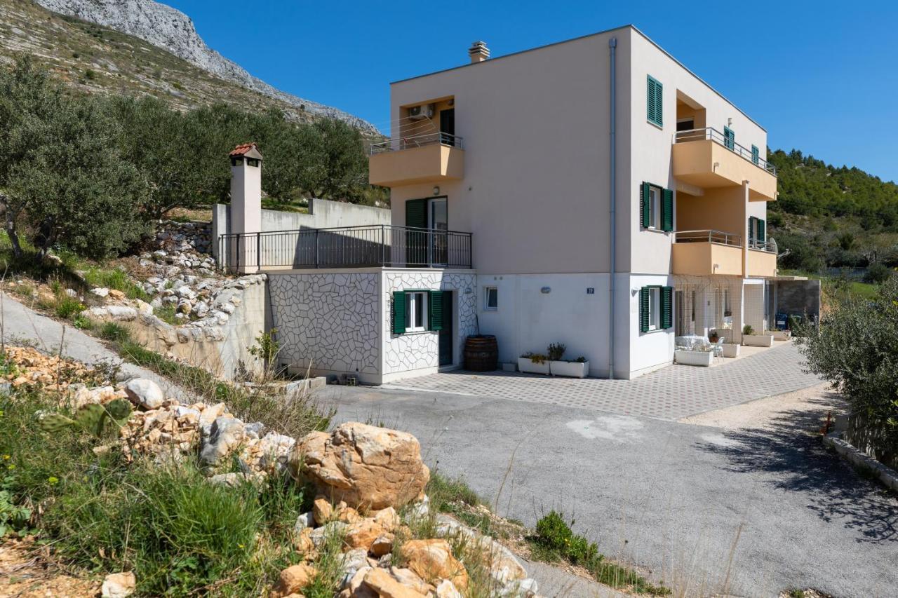 Apartments With A Parking Space Dugi Rat, Omis - 19516 Exteriör bild
